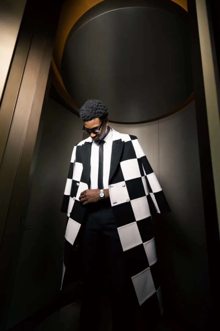 Milan Fashion Week — fashion, wardrobe styling, 2023 by Toni Lowe, photo 2 of 7